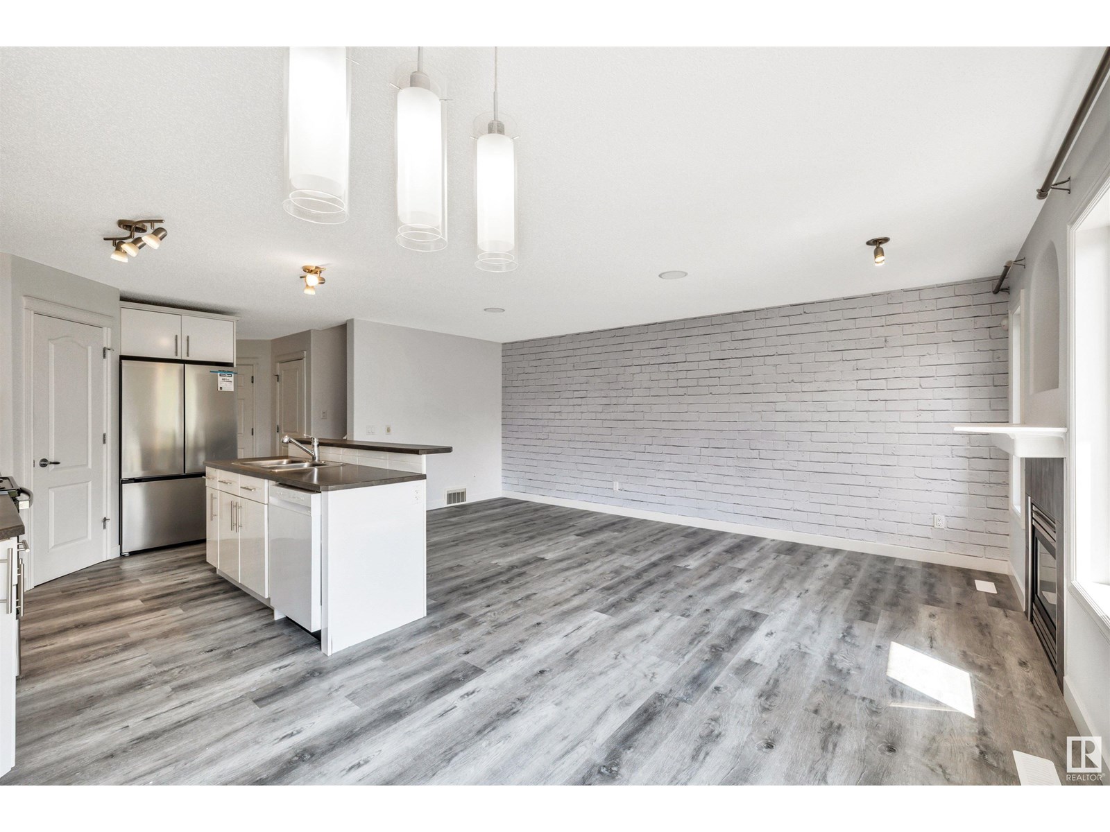 Photo 19 of 17129 7 A Av Sw, Edmonton AB