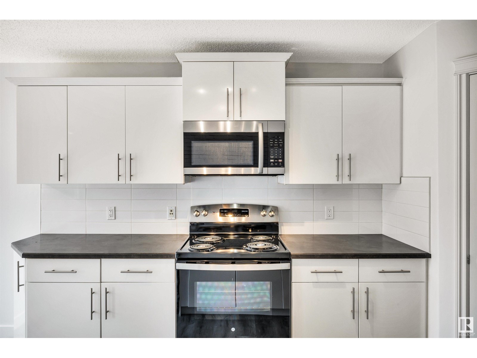 Photo 15 of 17129 7 A Av Sw, Edmonton AB