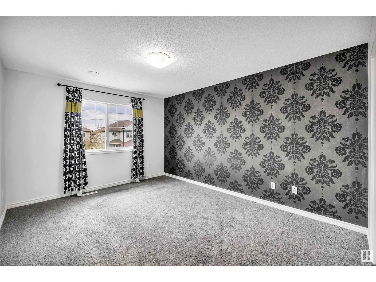 Photo 20 of 17129 7 A Av Sw, Edmonton AB