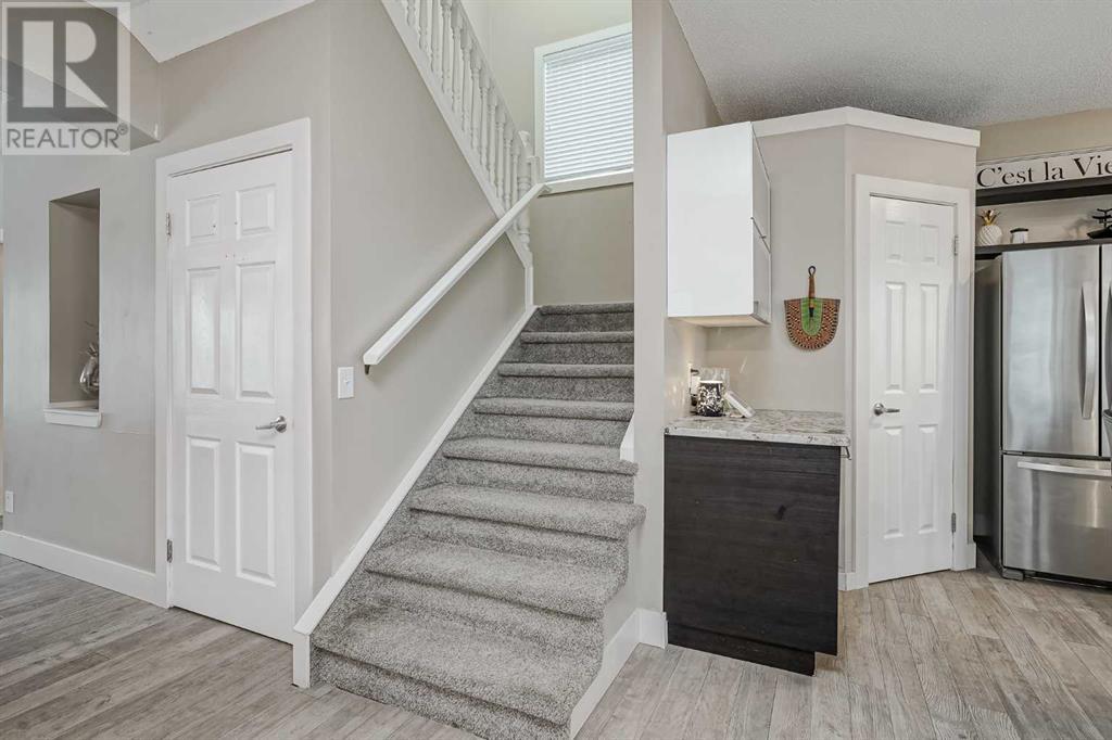 Single Family House for Sale in  Chaparral Ridge Circle SE Chaparral Calgary 