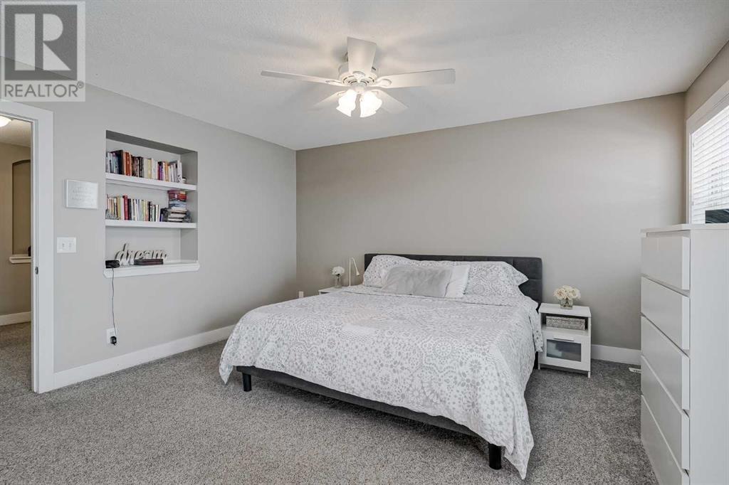 Single Family House for Sale in  Chaparral Ridge Circle SE Chaparral Calgary 
