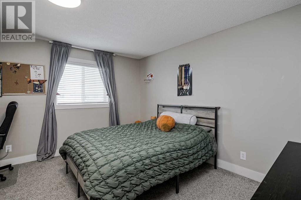 Single Family House for Sale in  Chaparral Ridge Circle SE Chaparral Calgary 