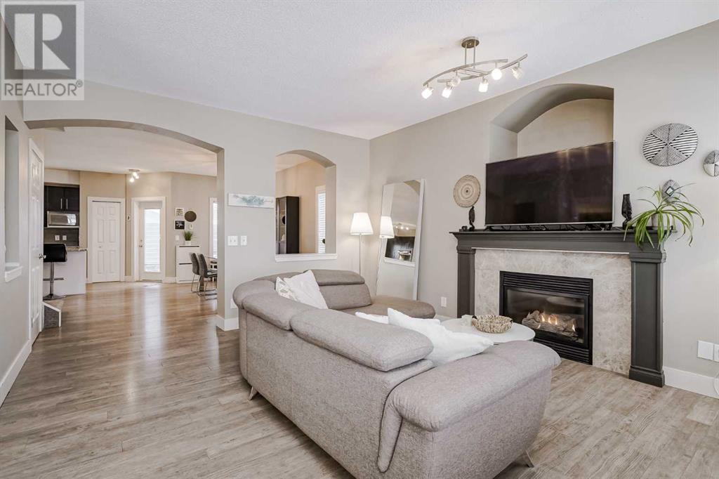 Single Family House for Sale in  Chaparral Ridge Circle SE Chaparral Calgary 