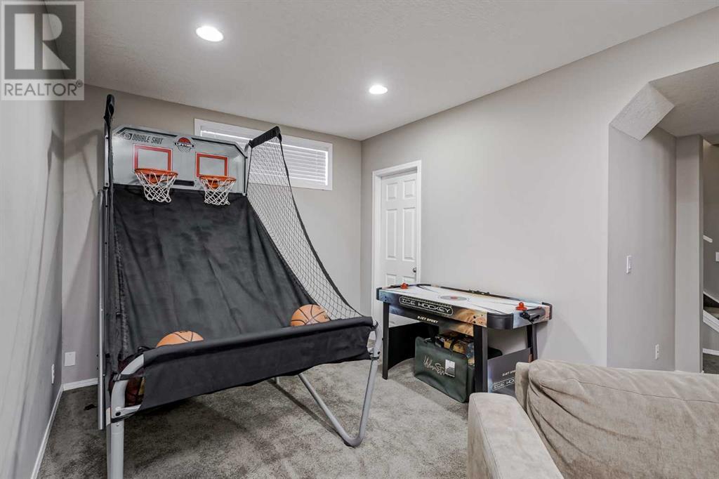 Single Family House for Sale in  Chaparral Ridge Circle SE Chaparral Calgary 