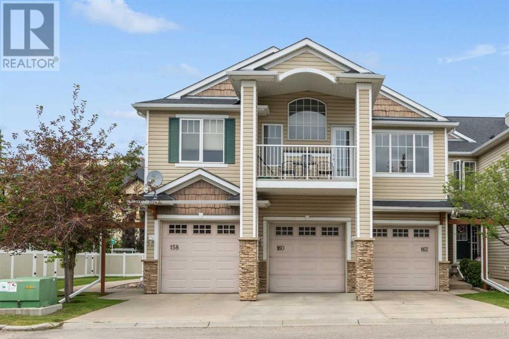 Single Family House for Sale in  Royal Birch Mount NW Royal Oak Calgary 