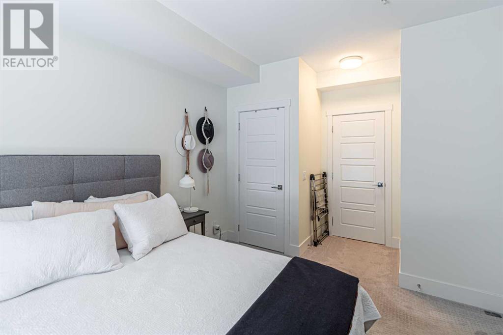 Single Family House for Sale in    Avenue NW Parkdale Calgary 
