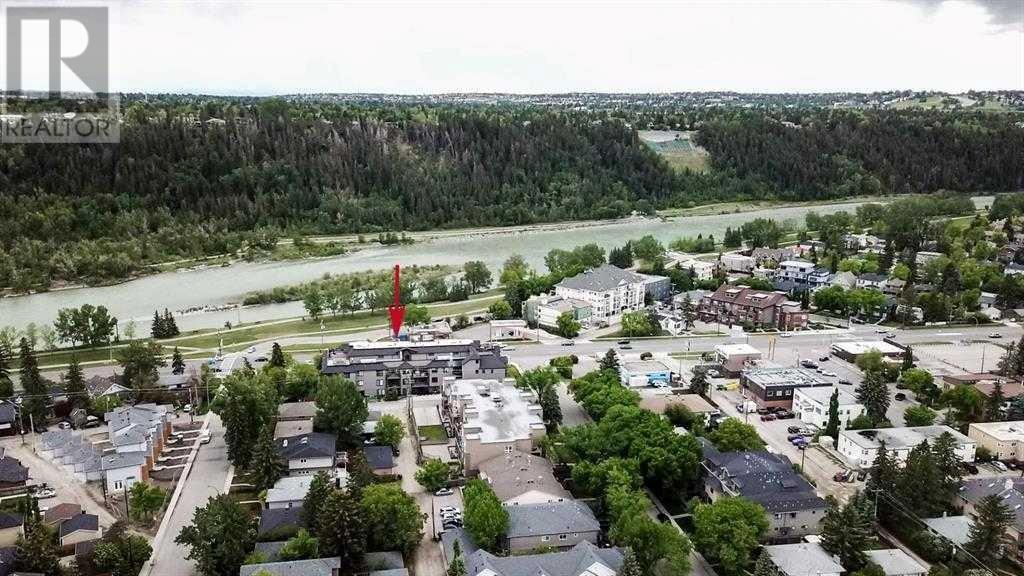 Single Family House for Sale in    Avenue NW Parkdale Calgary 