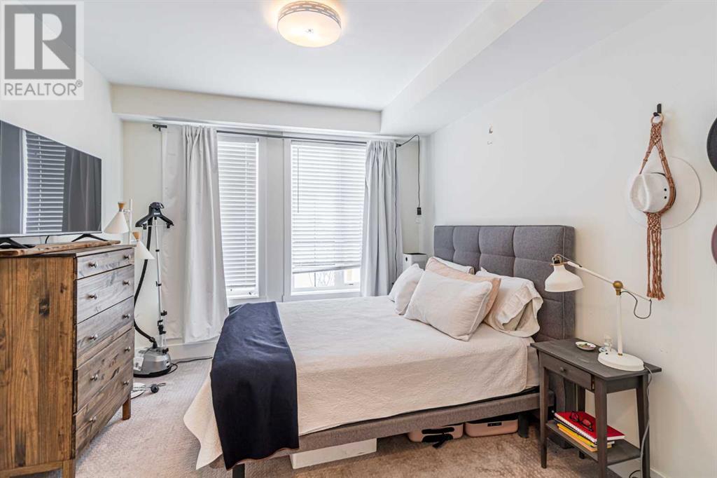 Single Family House for Sale in    Avenue NW Parkdale Calgary 