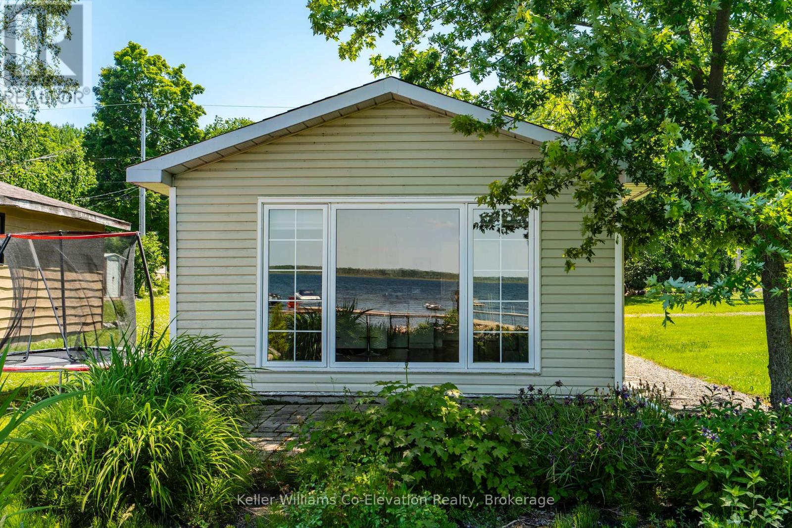 Photo 11 of 220 Robins Point Road, Tay ON