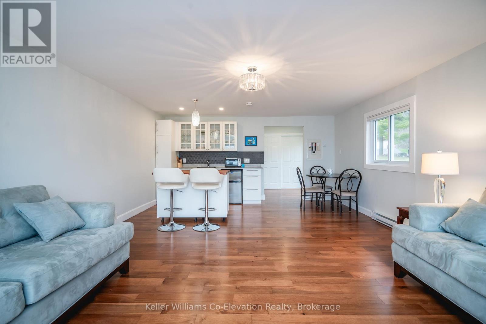 Photo 17 of 220 Robins Point Road, Tay ON