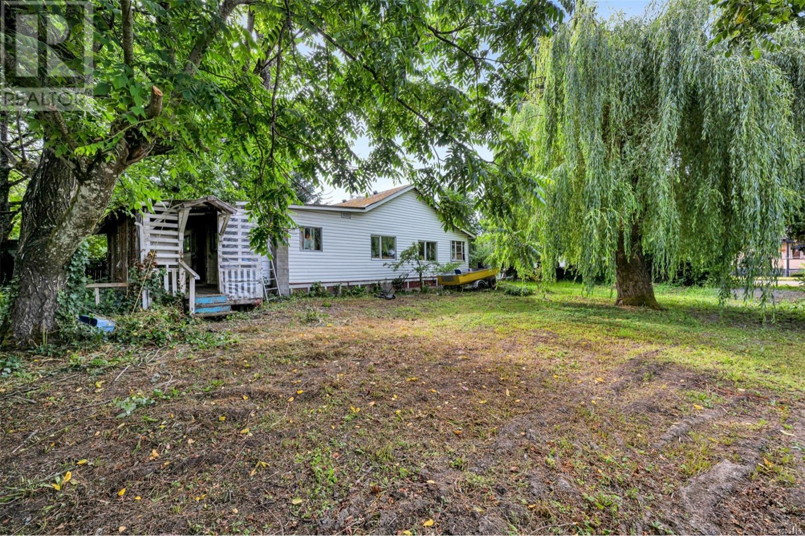 Photo 9 of 675 Powell St, Duncan BC