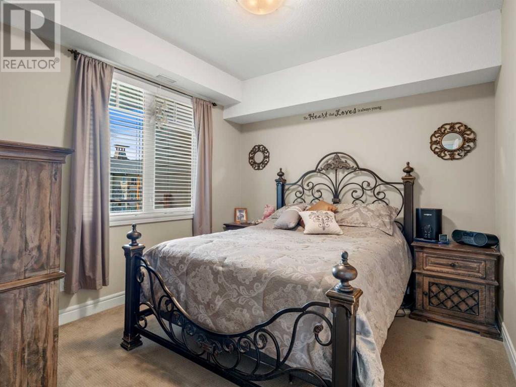 Single Family House for Sale in   Fish Creek Boulevard SW Evergreen Calgary 