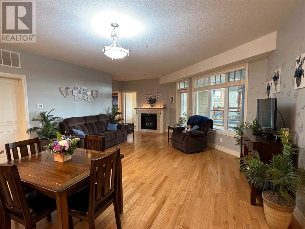 Single Family House for Sale in   Fish Creek Boulevard SW Evergreen Calgary 