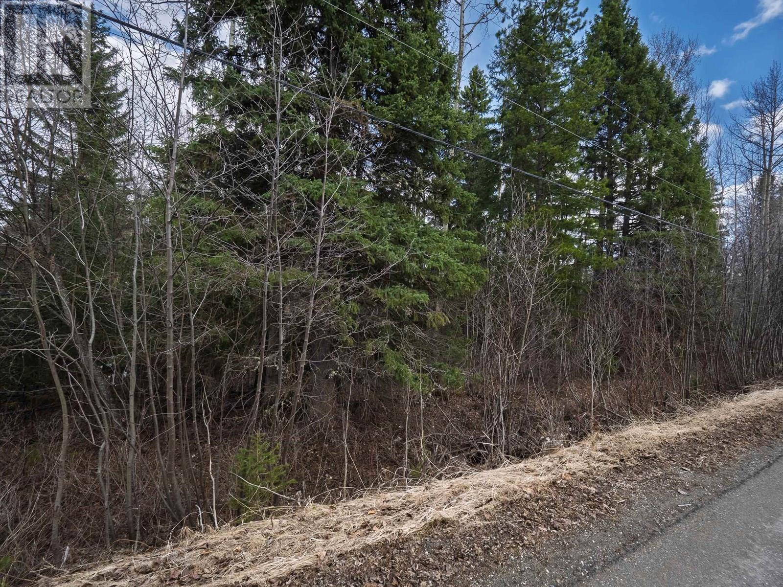 Photo 5 of 9048 Hilltop Road, Prince George BC