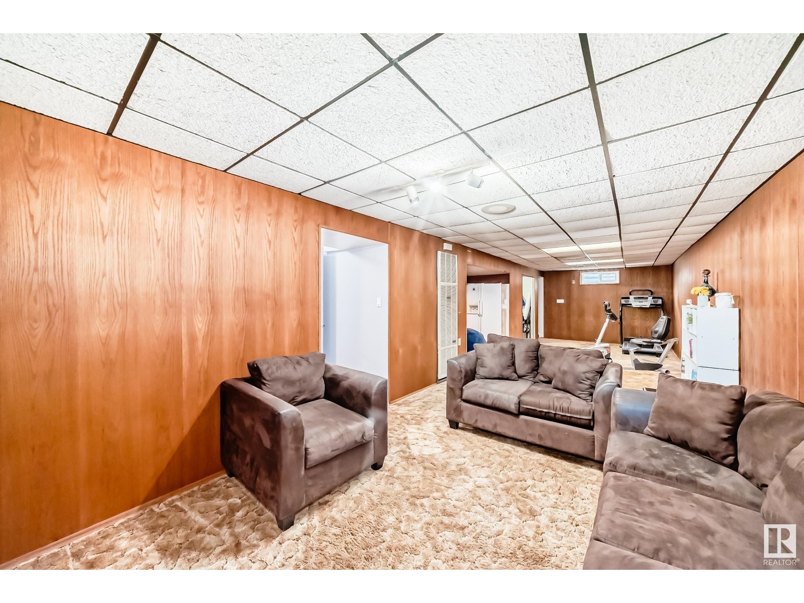 Photo 23 of 352 Huffman Cr Nw, Edmonton AB