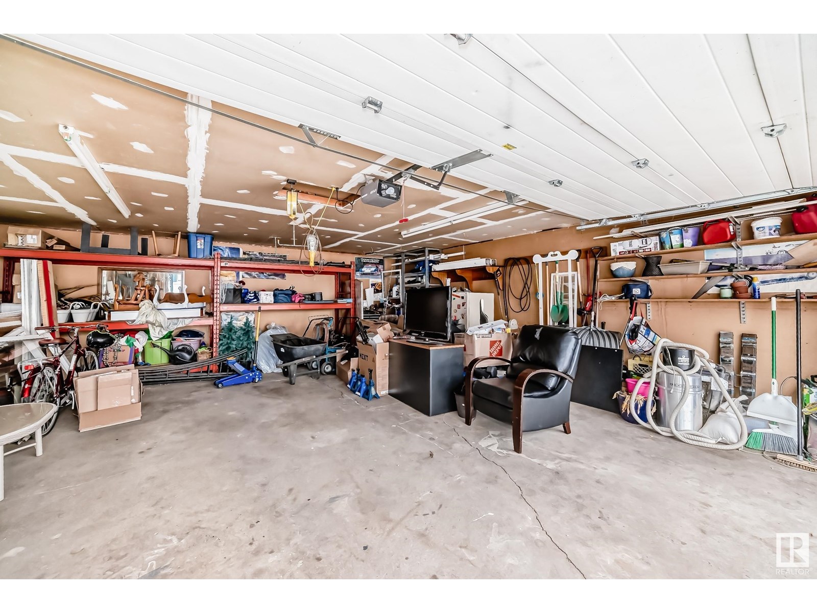 Photo 30 of 352 Huffman Cr Nw, Edmonton AB