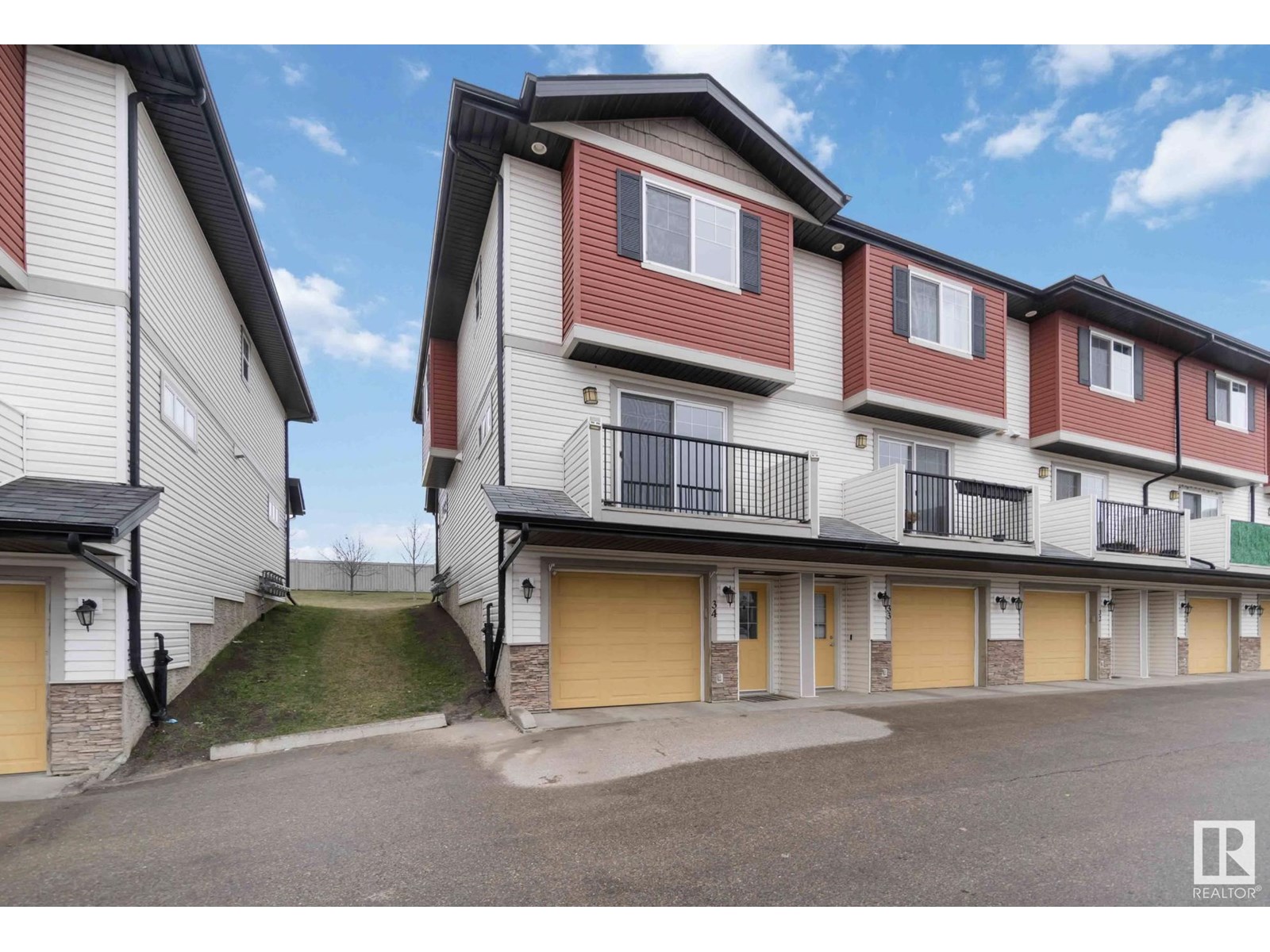 #34 3751 12 STREET NW - Image 1