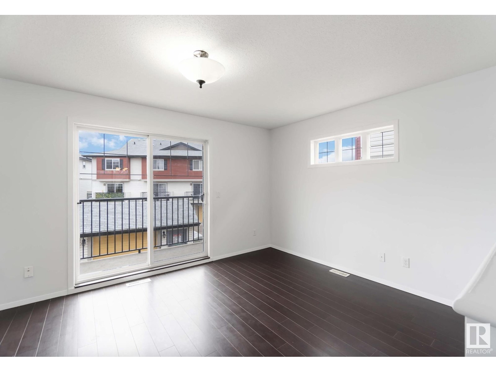 #34 3751 12 STREET NW - Image 18