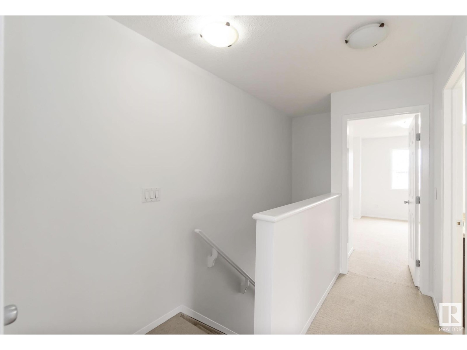 #34 3751 12 STREET NW - Image 23