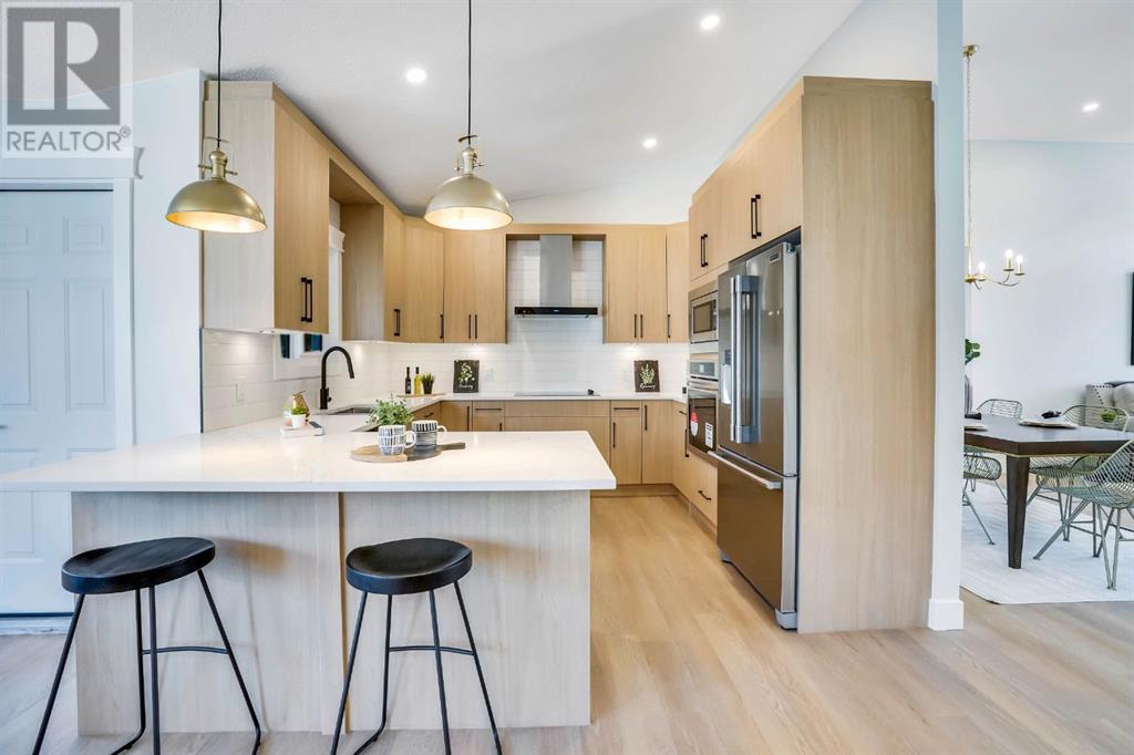 Single Family House for Sale in  Edgepark Way NW Edgemont Calgary 