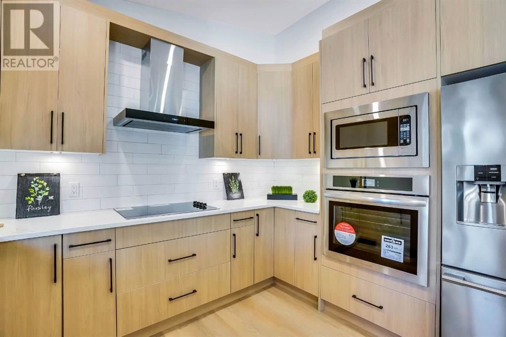 Single Family House for Sale in  Edgepark Way NW Edgemont Calgary 