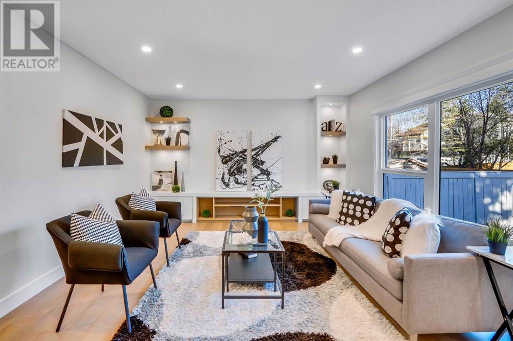 Single Family House for Sale in  Edgepark Way NW Edgemont Calgary 