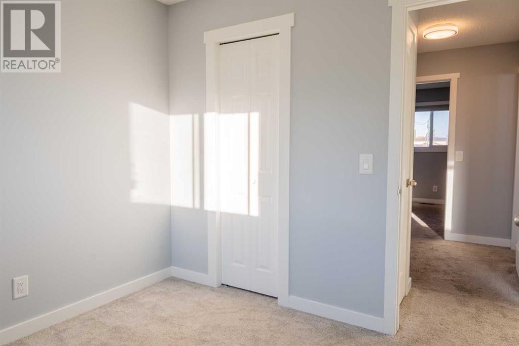 Single Family House for Sale in  Castlebrook Road NE Castleridge Calgary 