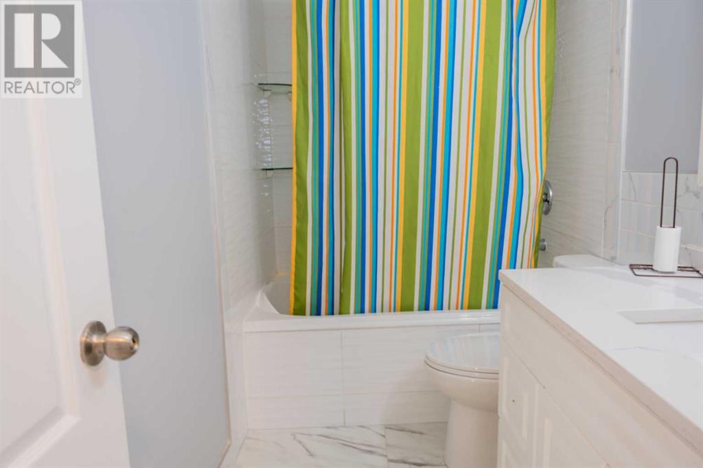 Single Family House for Sale in  Castlebrook Road NE Castleridge Calgary 