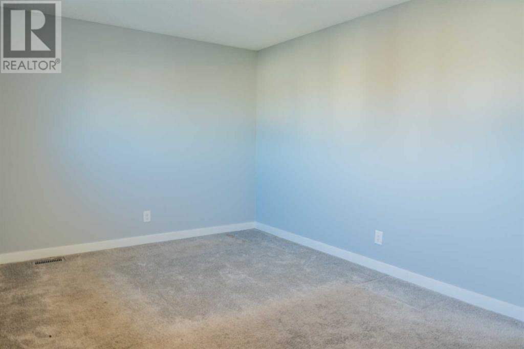 Single Family House for Sale in  Castlebrook Road NE Castleridge Calgary 