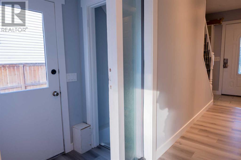 Single Family House for Sale in  Castlebrook Road NE Castleridge Calgary 