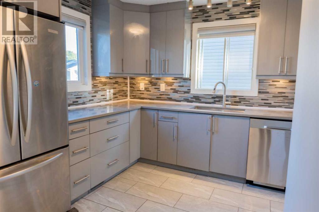 Single Family House for Sale in  Castlebrook Road NE Castleridge Calgary 