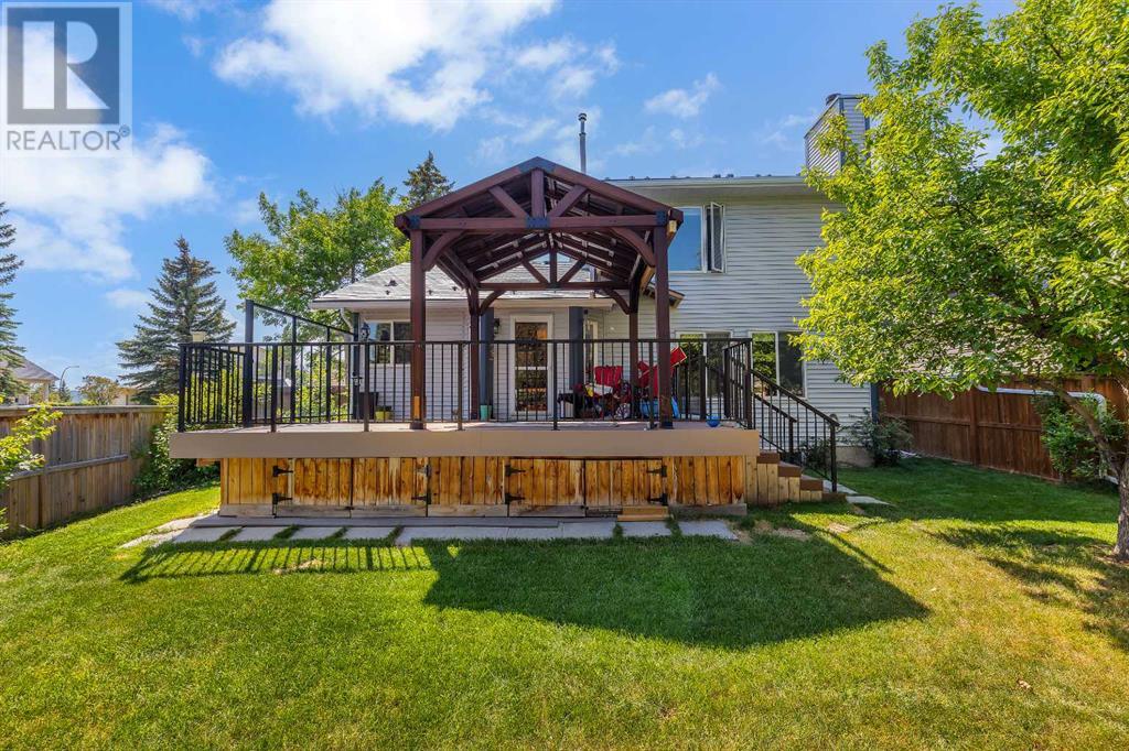 Single Family House for Sale in  Scenic Hill Close NW Scenic Acres Calgary 
