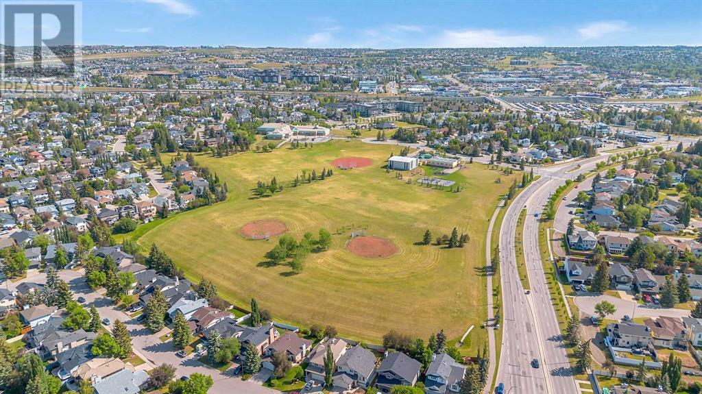 Single Family House for Sale in  Scenic Hill Close NW Scenic Acres Calgary 