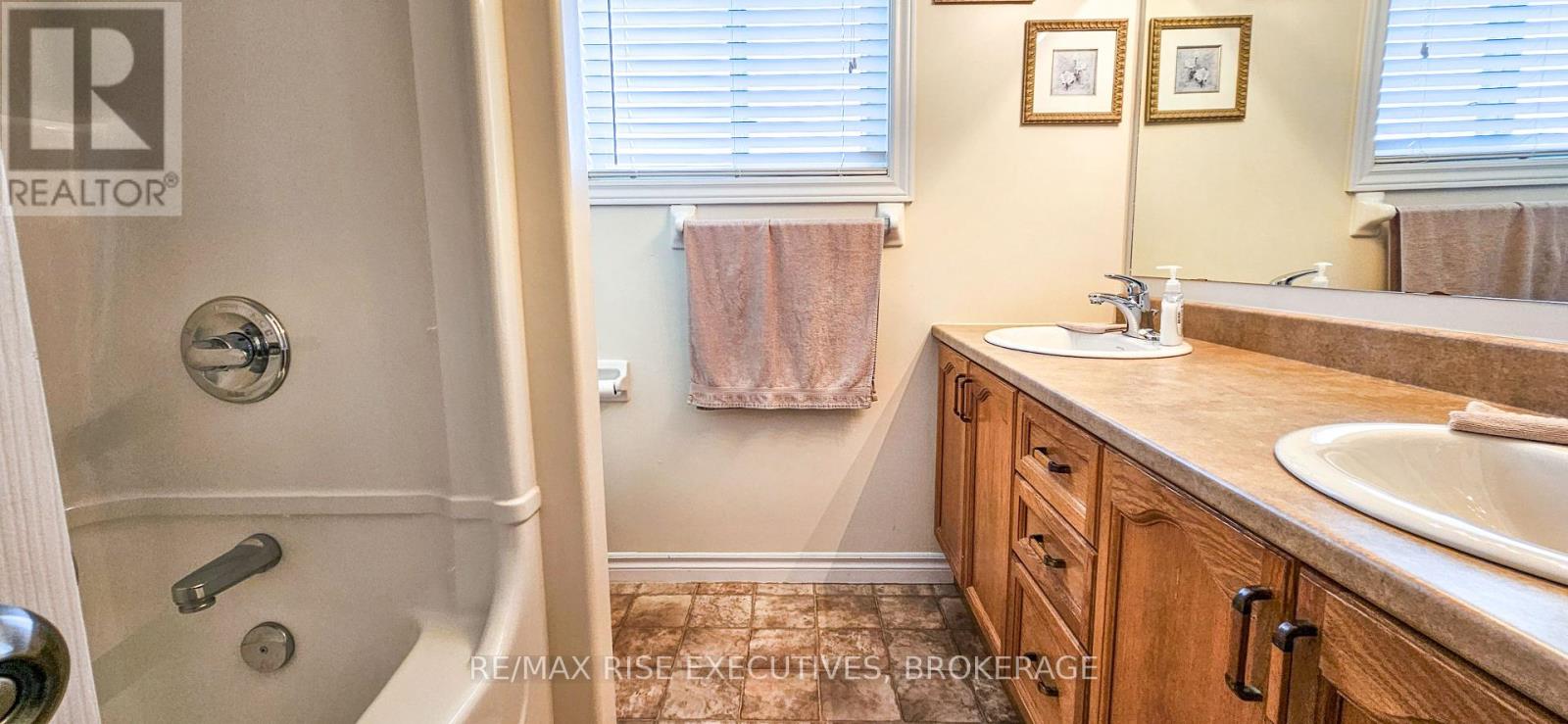 Photo 28 of 1983 Legacy Court, Kingston ON