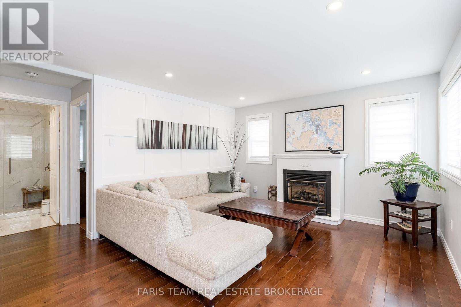 Photo 21 of 282 Robins Point Road, Tay ON