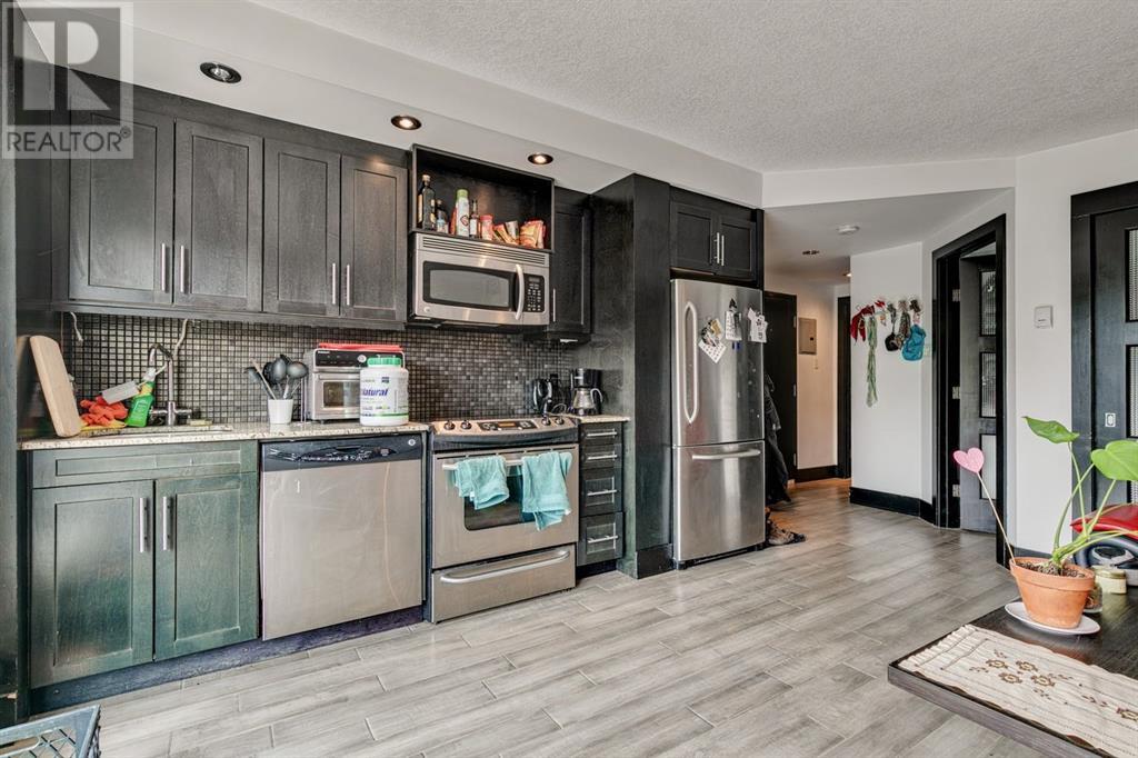 Single Family House for Sale in    Street SW Bankview Calgary 