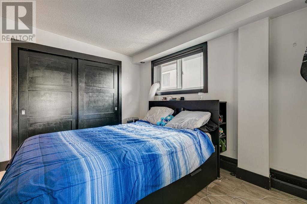 Single Family House for Sale in    Street SW Bankview Calgary 