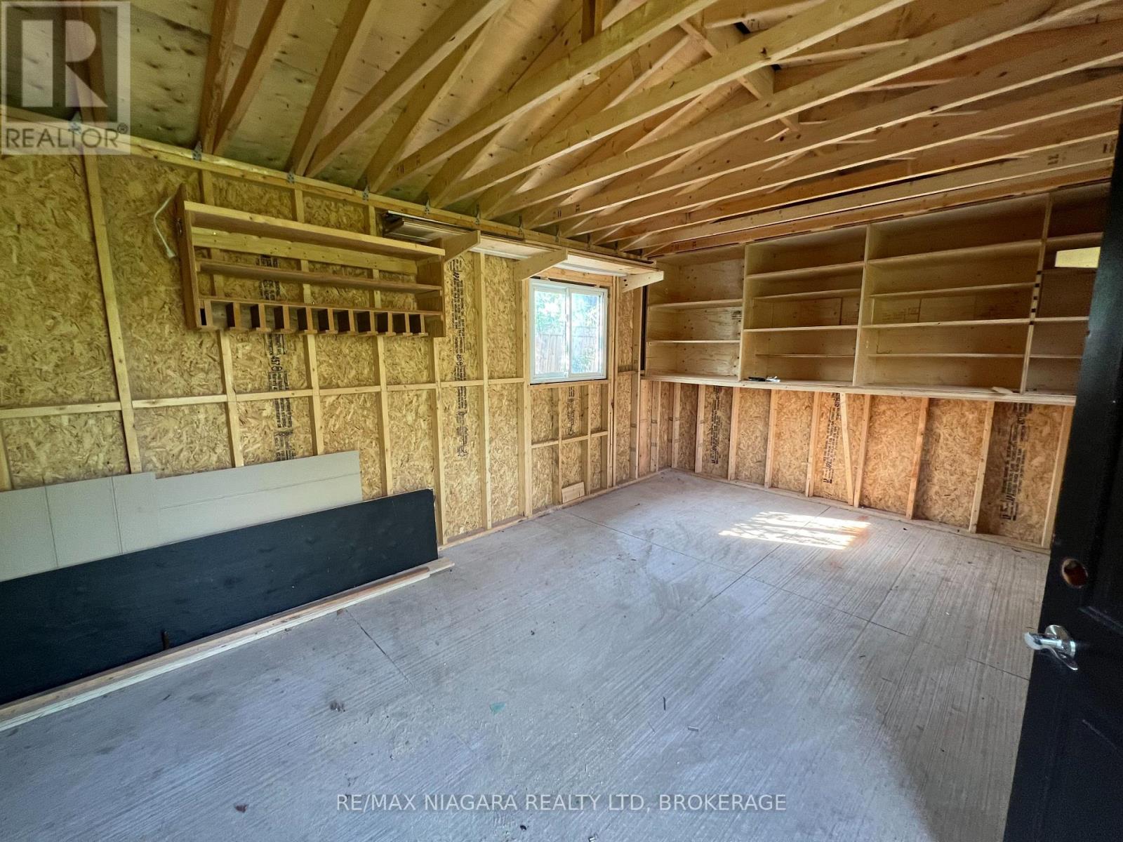 Photo 8 of 8 Kirk Street, St Catharines ON