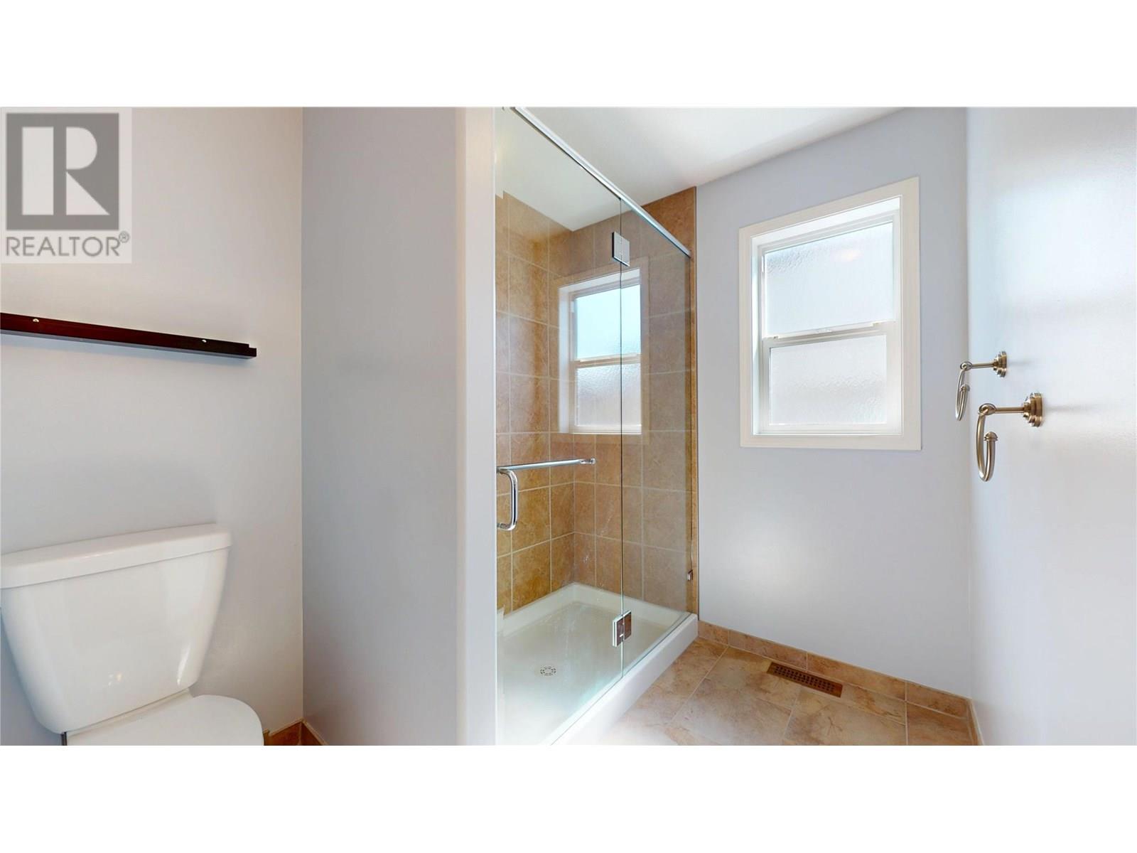 100 16th Street S, Cranbrook