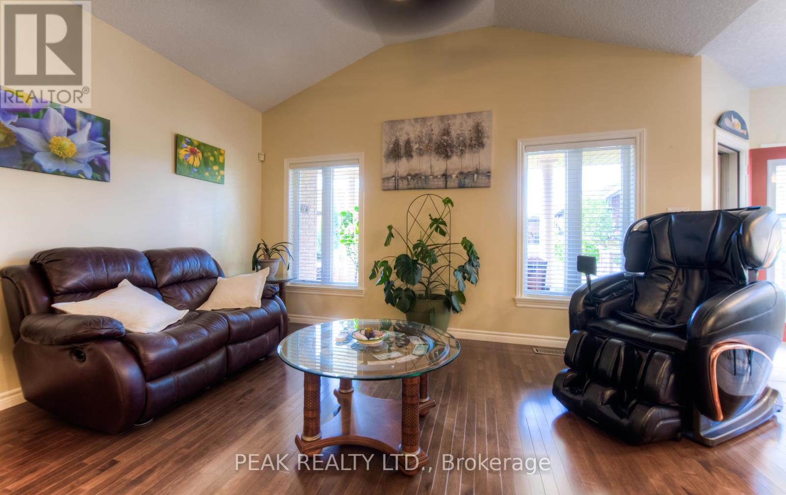 Photo 39 of 28 Amberdale Way, Wilmot ON