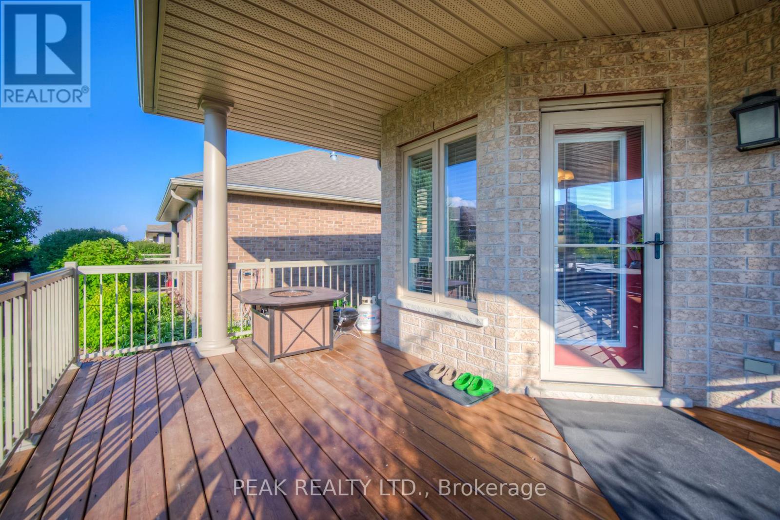 Photo 15 of 28 Amberdale Way, Wilmot ON