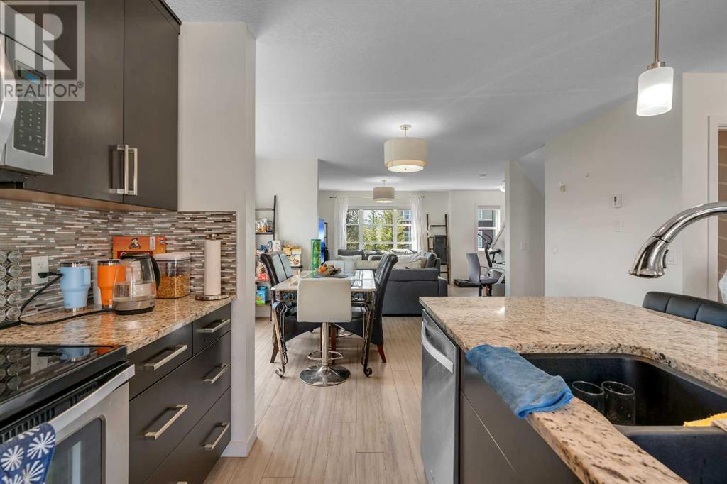 Single Family House for Sale in  Evansridge Park NW Evanston Calgary 