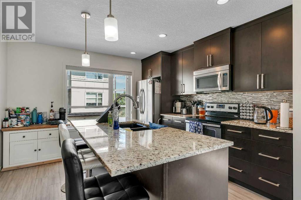 Single Family House for Sale in  Evansridge Park NW Evanston Calgary 
