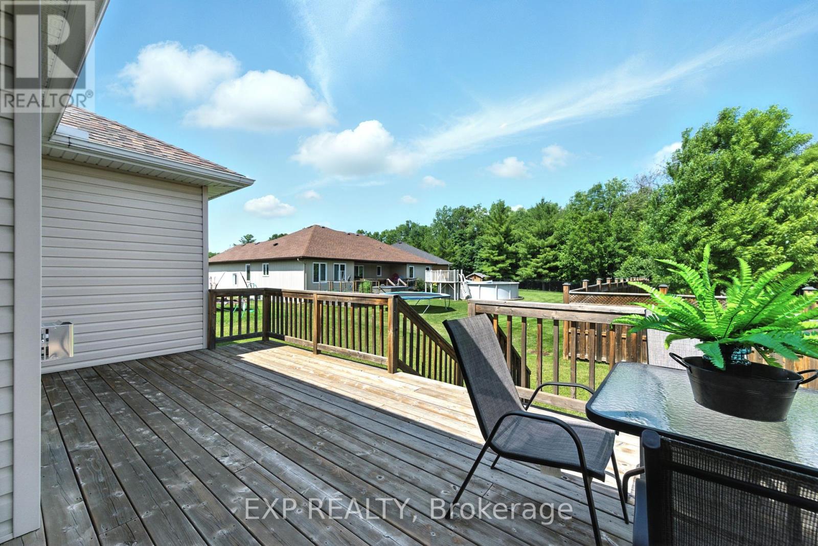 Photo 32 of 519 Coleraine Drive, Renfrew ON