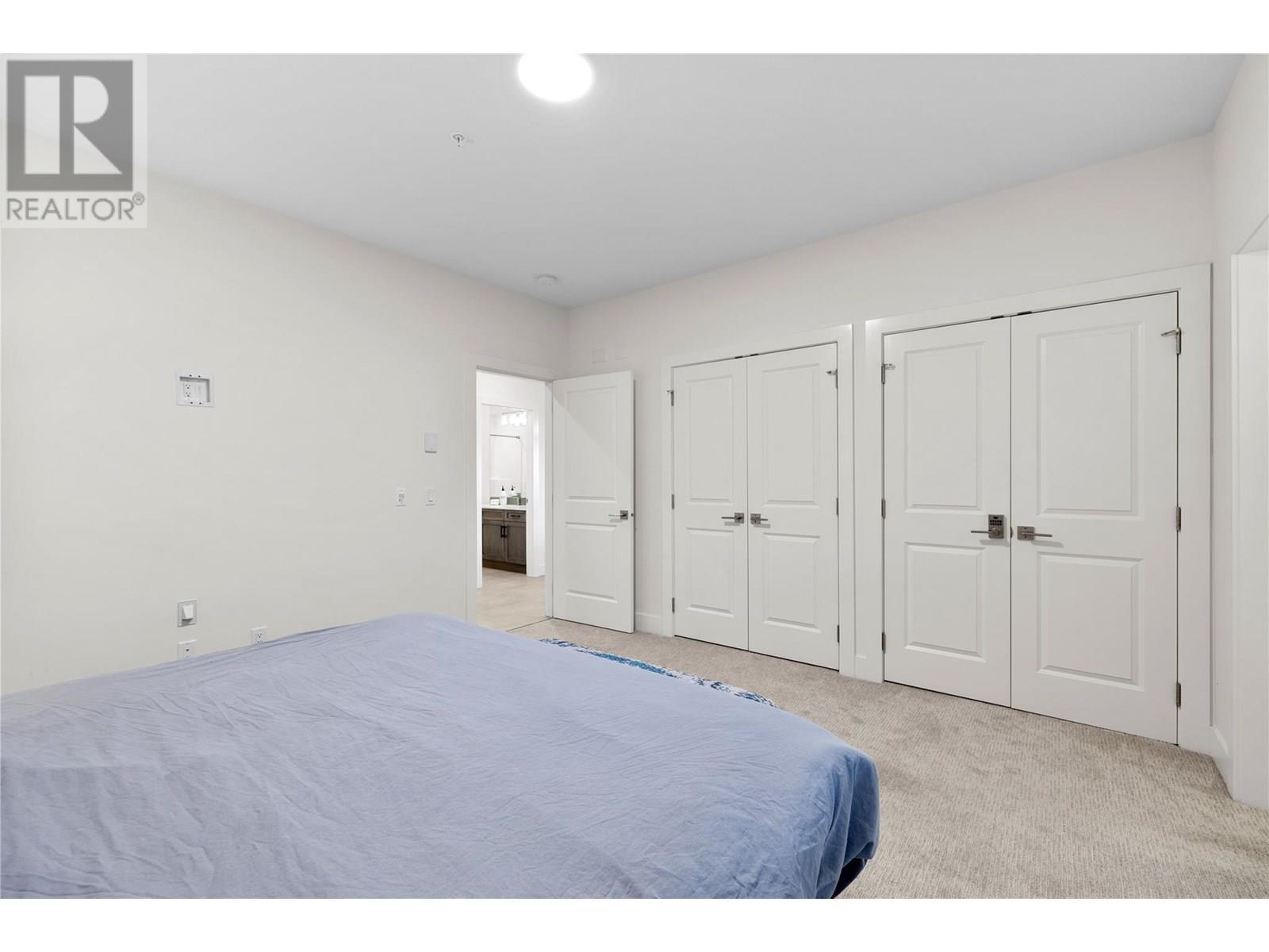 2D 5075 Snowbird Way, Big White