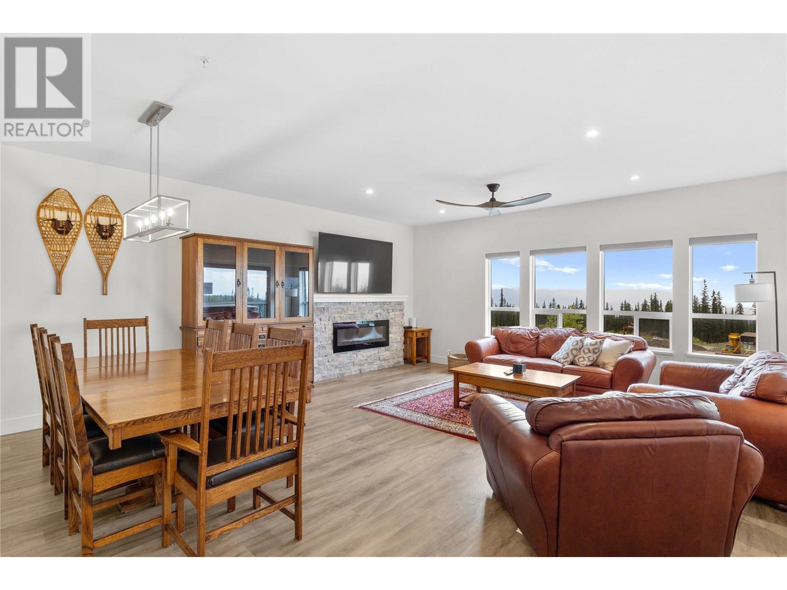 2D 5075 Snowbird Way, Big White
