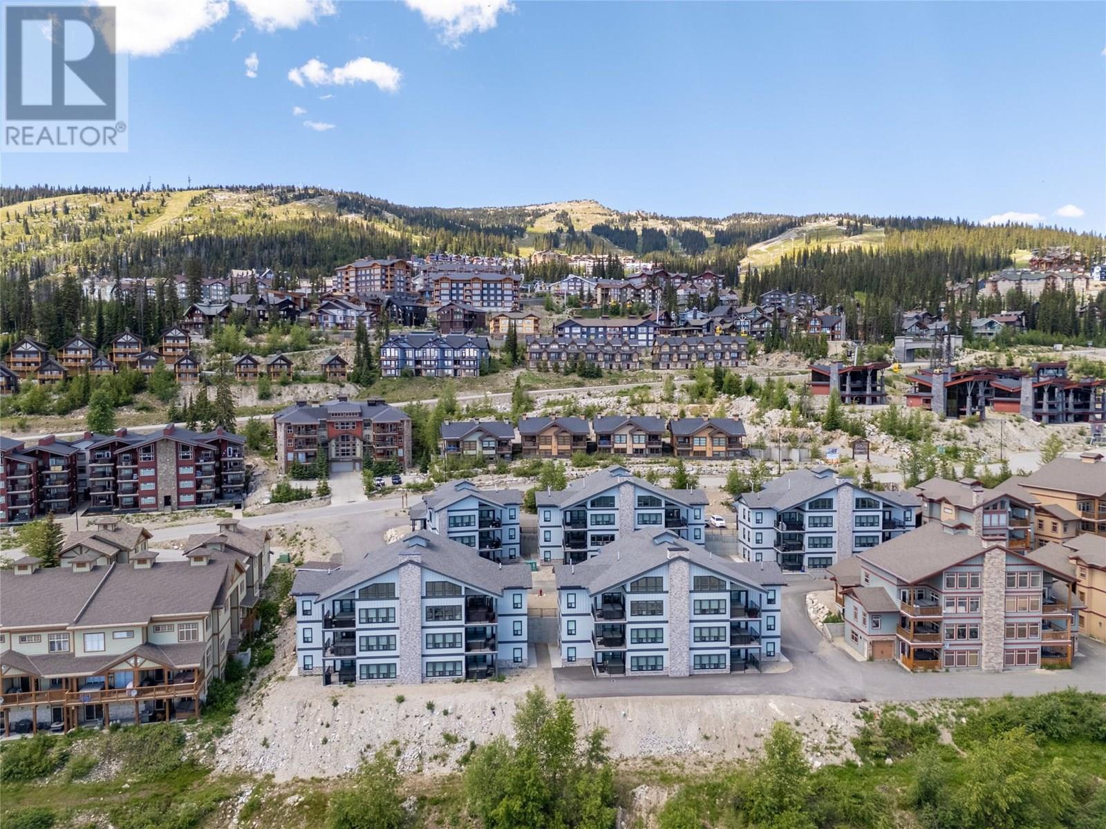2D 5075 Snowbird Way, Big White