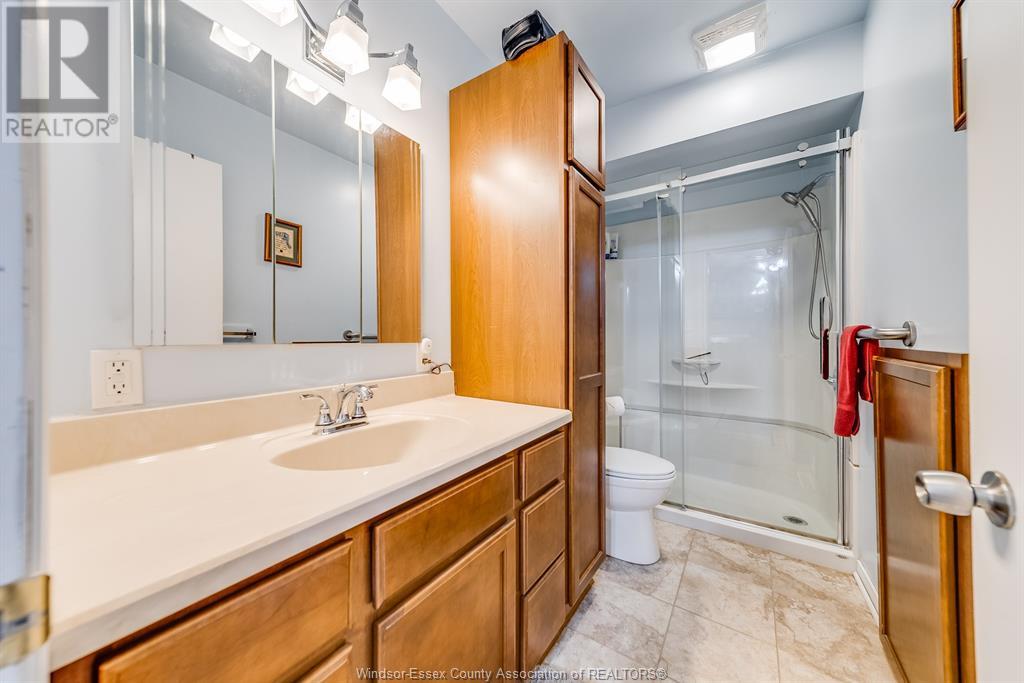 Photo 14 of 790 Maple Avenue, Lasalle ON