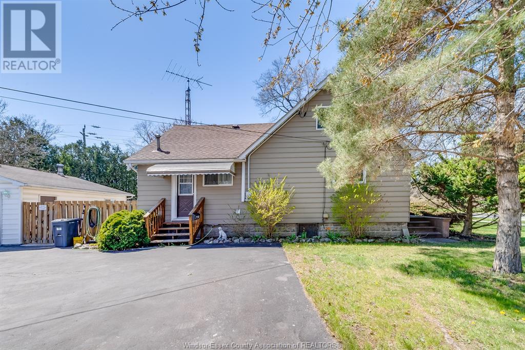 Photo 8 of 790 Maple Avenue, Lasalle ON
