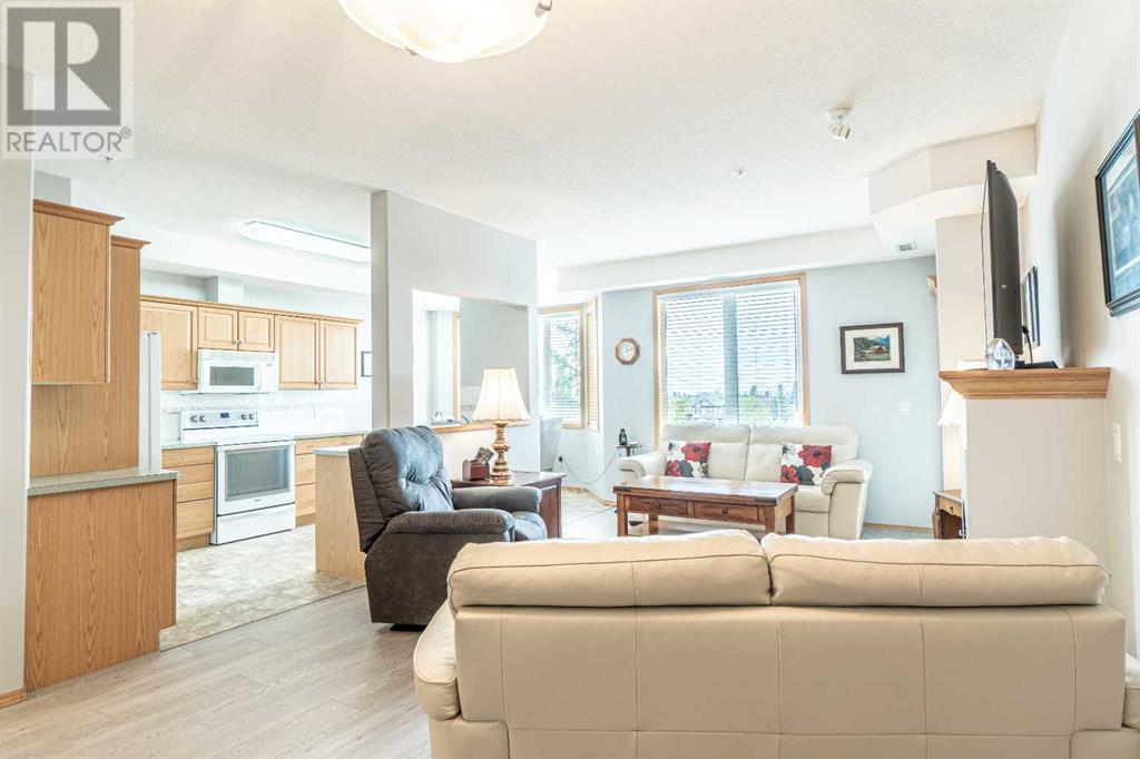 Single Family House for Sale in   Everstone Drive SW Evergreen Calgary 